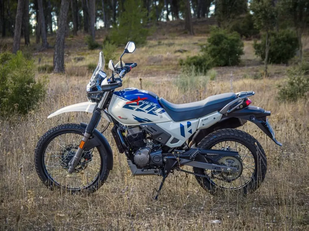 X-PULSE 200 4V