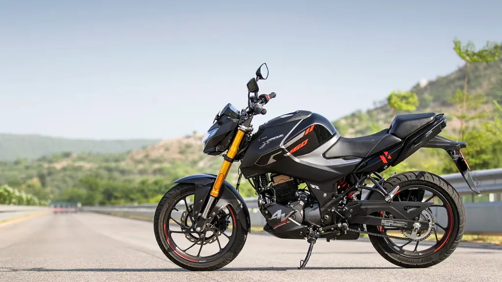 HUNK 160R 4V