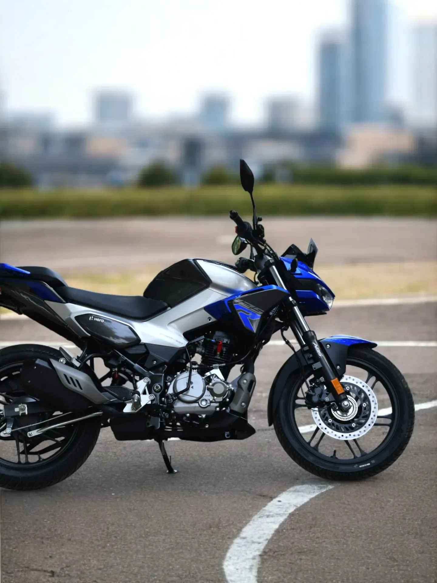 HUNK 125R